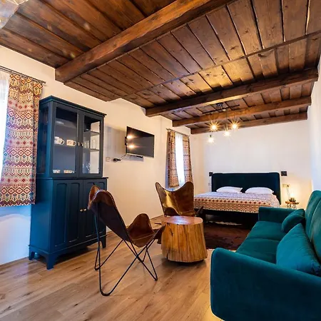 Ranc Pod Ostrou Skalou Stratená