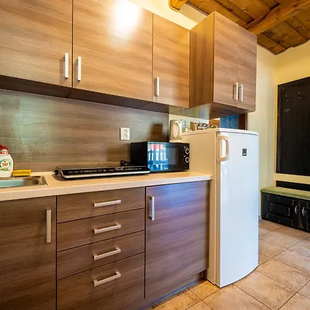 Ranc Pod Ostrou Skalou Country house *