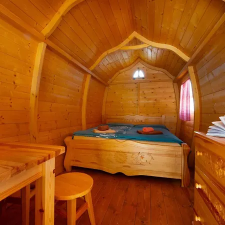 Ranc Pod Ostrou Skalou Country house *