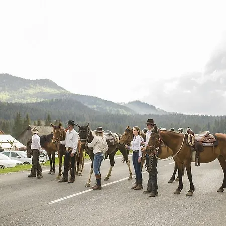 Ranc Pod Ostrou Skalou בית כפרי *
