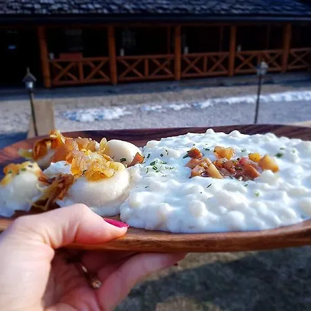 בית כפרי Ranc Pod Ostrou Skalou Stratená